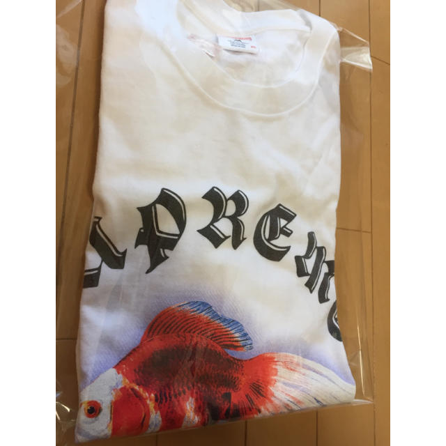 Supreme(シュプリーム)のsupreme  sasquatchfabrix GOLD FISH tee  メンズのトップス(Tシャツ/カットソー(半袖/袖なし))の商品写真