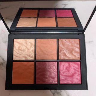 ナーズ(NARS)のエクスポーズドチークパレットnars (チーク)