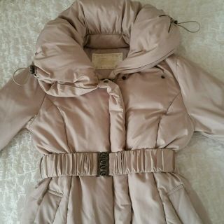 CECIL McBEE(ダウンコート ・ ホワイト/白色系)のフリマ CECIL McBEE(ダウンコート ・ ホワイト/白色系)のフリマ