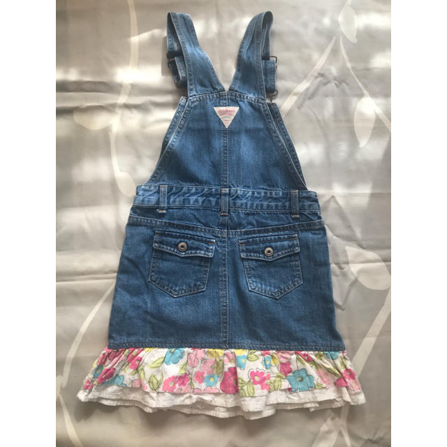 OshKosh(オシュコシュ)のOshkosh Bqosh デニム ジャンパースカート 120cm キッズ/ベビー/マタニティのキッズ服女の子用(90cm~)(ワンピース)の商品写真