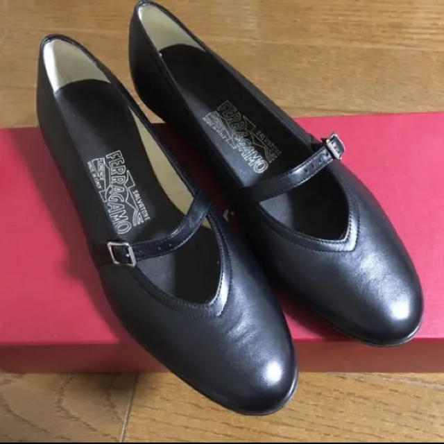 Salvatore Ferragamo - サルバトーレフェラガモ オードリー 靴 22.5 新品 黒の通販 by IM's shop