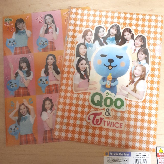 Waste Twice 週末セール Twice Qoo クー クリアファイル 2枚セットの通販 By A Rj S Shop ウェストトゥワイスならラクマ