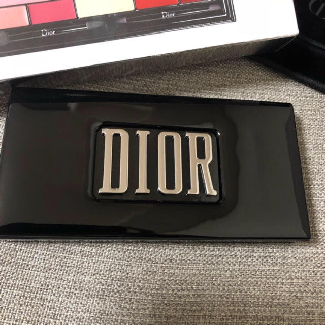 Dior(ディオール)の【新品・未使用】Dior ウルトラファッションカラーパレット コスメ/美容のキット/セット(コフレ/メイクアップセット)の商品写真