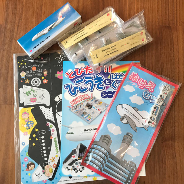 JAL(日本航空)(ジャル(ニホンコウクウ))の非売品 JAL 飛行機 おもちゃ 模型  エンタメ/ホビーのテーブルゲーム/ホビー(航空機)の商品写真