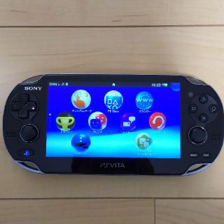 プレイステーションヴィータ(PlayStation Vita)のVITA 本体のみ PCH-1100 中古(携帯用ゲーム機本体)