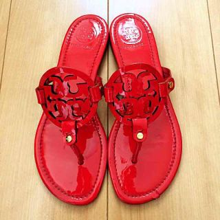 トリーバーチ(Tory Burch)のトリーバーチ★赤 ビーチサンダル★(サンダル)