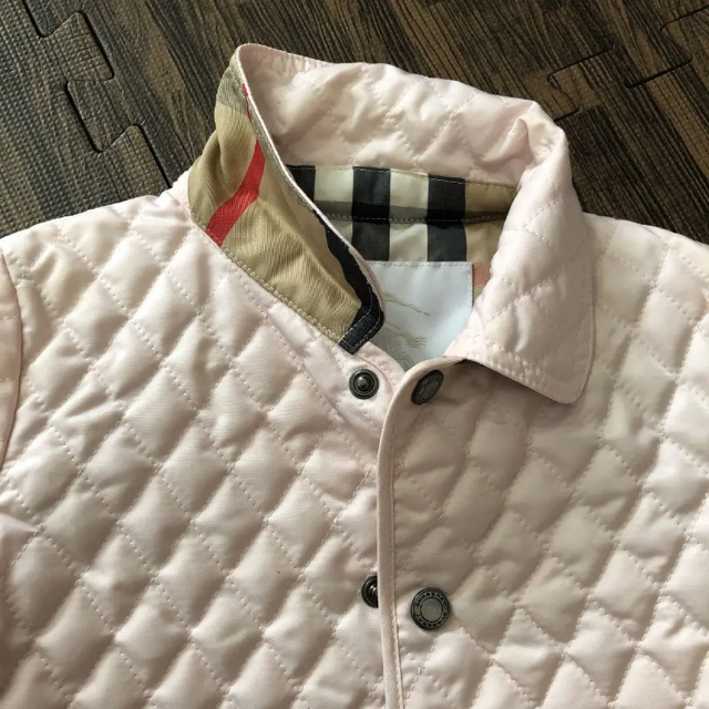 BURBERRY(バーバリー)の美品バーバリーのスプリングコート キッズ/ベビー/マタニティのキッズ服女の子用(90cm~)(コート)の商品写真