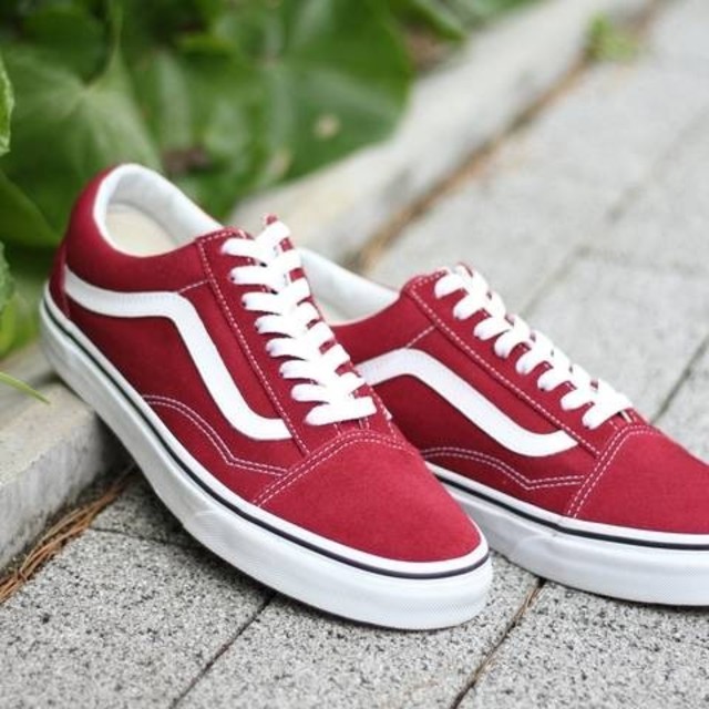 VANS(ヴァンズ)のOLD SKOOL RUMBA RED  レディースの靴/シューズ(スニーカー)の商品写真