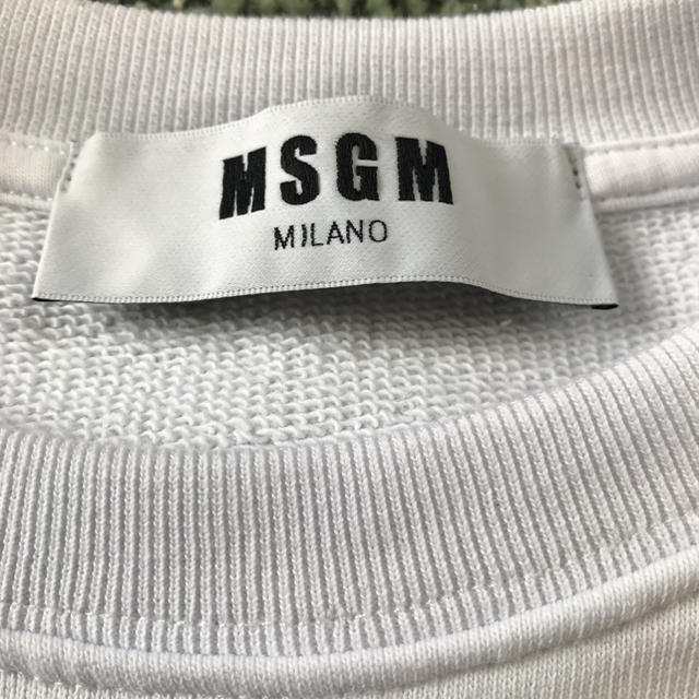 MSGM(エムエスジイエム)のエムエスジイエム  MSGM トレーナー スウェット 2回使用 美品 正規品 レディースのトップス(トレーナー/スウェット)の商品写真