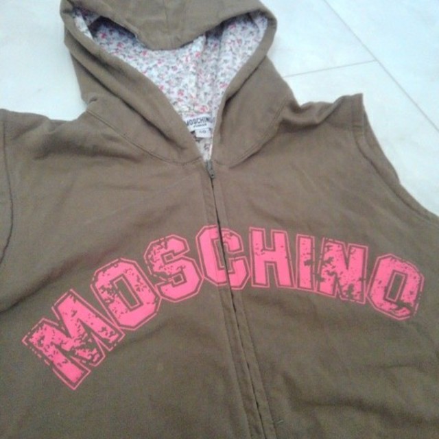 MOSCHINO　ベストパーカー 1