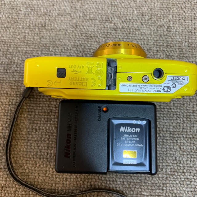 Nikon(ニコン)のNIKON 防水5m デジカメ スマホ/家電/カメラのカメラ(コンパクトデジタルカメラ)の商品写真