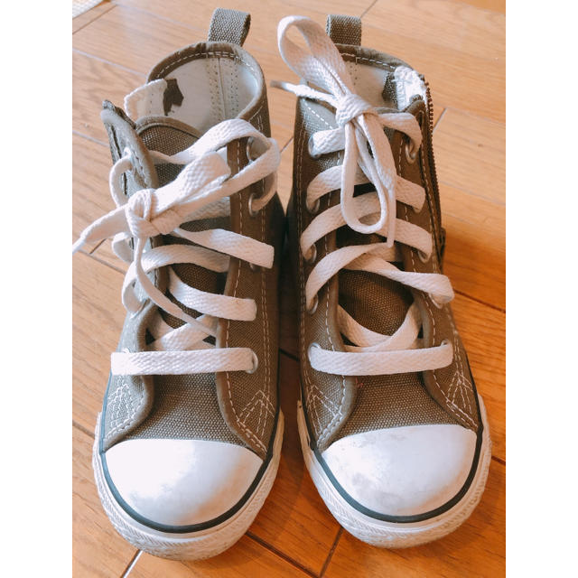 CONVERSE(コンバース)のGWお値下げ中です！converse 17cm カーキー キッズ/ベビー/マタニティのキッズ靴/シューズ(15cm~)(スニーカー)の商品写真