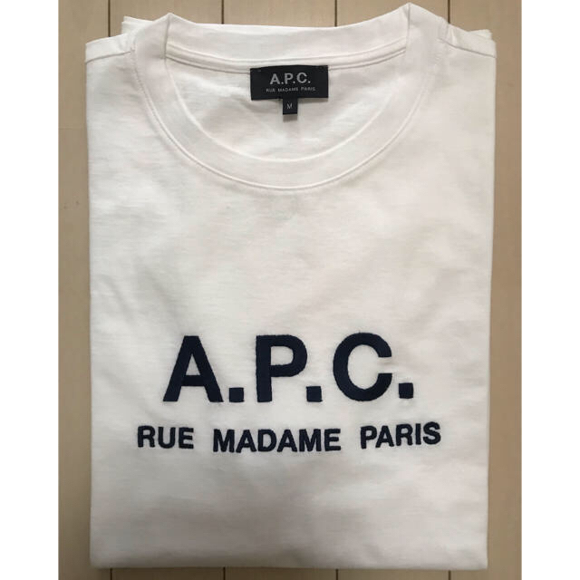 A.P.C. アーペーセー　ロゴT