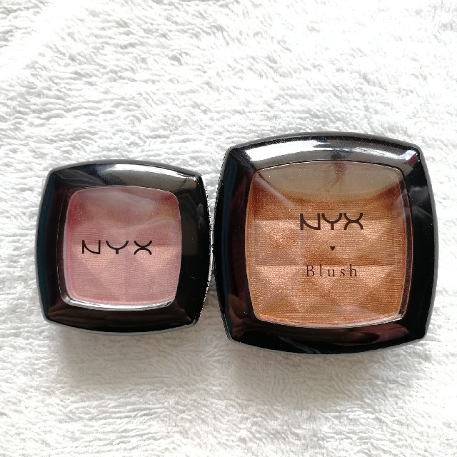 NYX(エヌワイエックス)の【NYX チーク&アイシャドウ】 コスメ/美容のベースメイク/化粧品(アイシャドウ)の商品写真