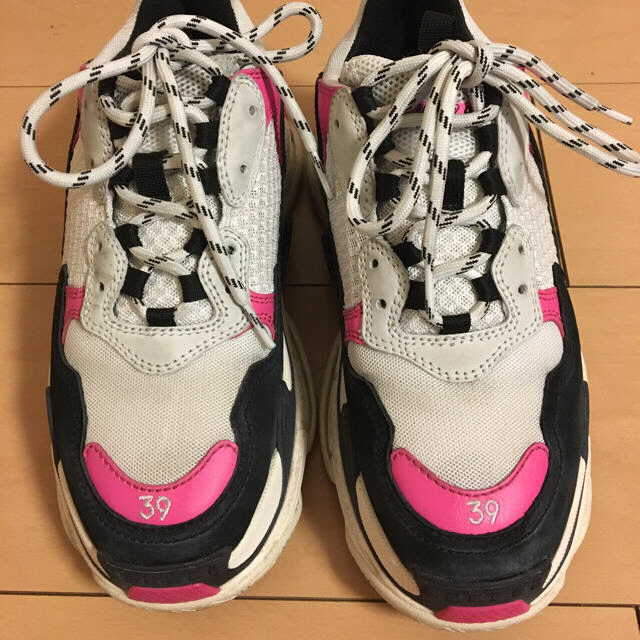 お気に入り】 Balenciaga - バレンシアガ トリプルエス ピンク