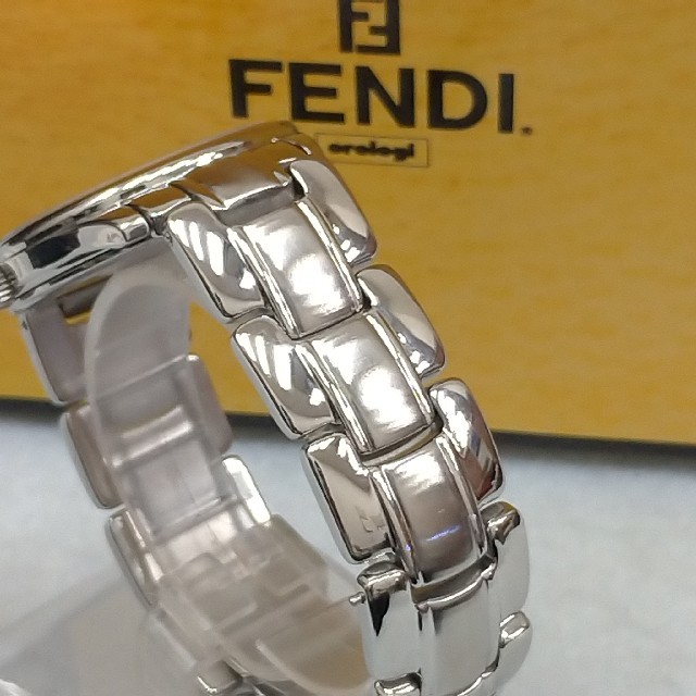 FENDI(フェンディ)のフェンディ時計 210G メンズ メンズの時計(腕時計(アナログ))の商品写真