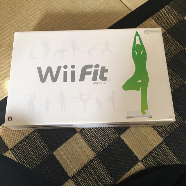 Wii(ウィー)のWiiFit エンタメ/ホビーのゲームソフト/ゲーム機本体(家庭用ゲームソフト)の商品写真