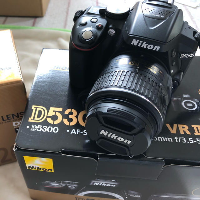 Nikon D5300  ダブルズームキットデジタル一眼