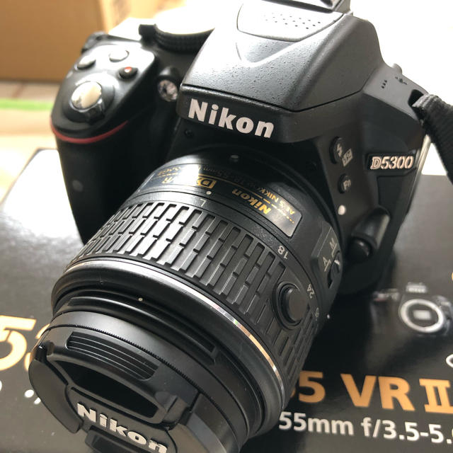 Nikon D5300 ダブルズームキット Nikon D5300 ダブルズームキット