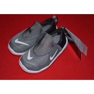 ナイキ(NIKE)のNIKE　ナイキ　リル　スウッシュ　TD　スリッポン(スリッポン)