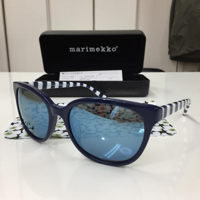 marimekko(マリメッコ)の美品！marimekko UVカット サングラス レディースのファッション小物(サングラス/メガネ)の商品写真