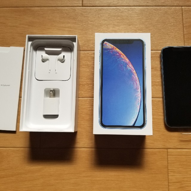 iPhone XR
64GB
Blue 新品未使用 SIMロック解除済