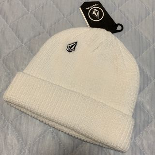 ボルコム(volcom)のVOLCOM 白 ニット帽 (ニット帽/ビーニー)