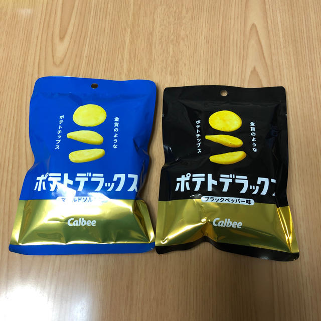 カルビー(カルビー)のポテトデラックス 食品/飲料/酒の食品(菓子/デザート)の商品写真