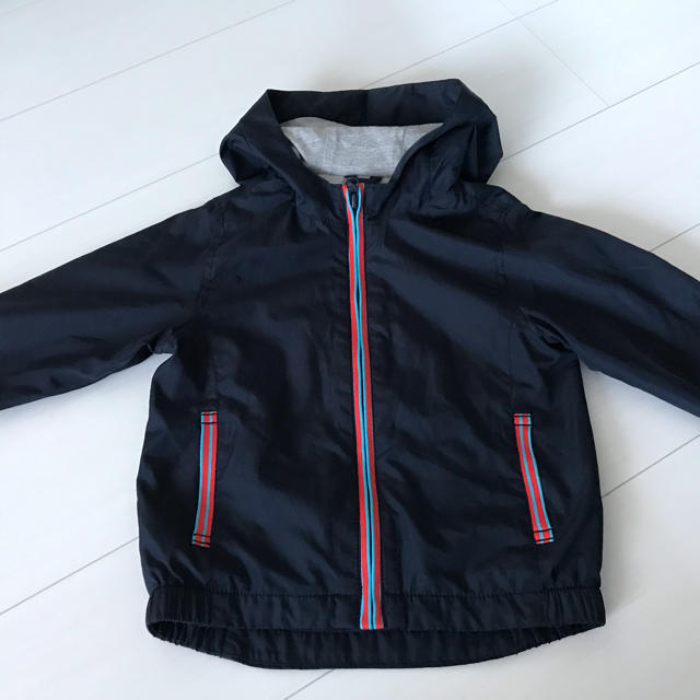 babyGAP(ベビーギャップ)のジップアップジャンパー 90 キッズ/ベビー/マタニティのキッズ服男の子用(90cm~)(ジャケット/上着)の商品写真