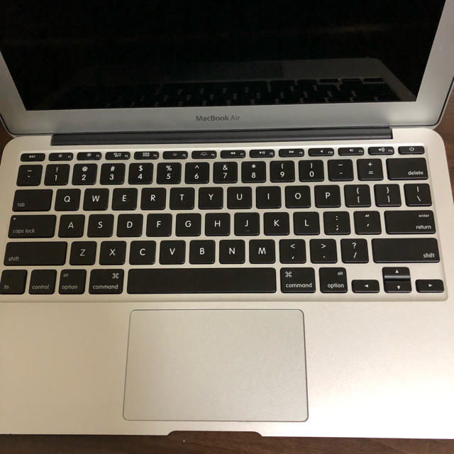 値下げMacBook Air 11インチ(early 2015モデル） 1