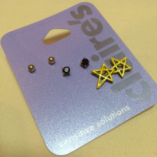 claire's(クレアーズ)の新品★ピアス3セット♡星など レディースのアクセサリー(ピアス)の商品写真