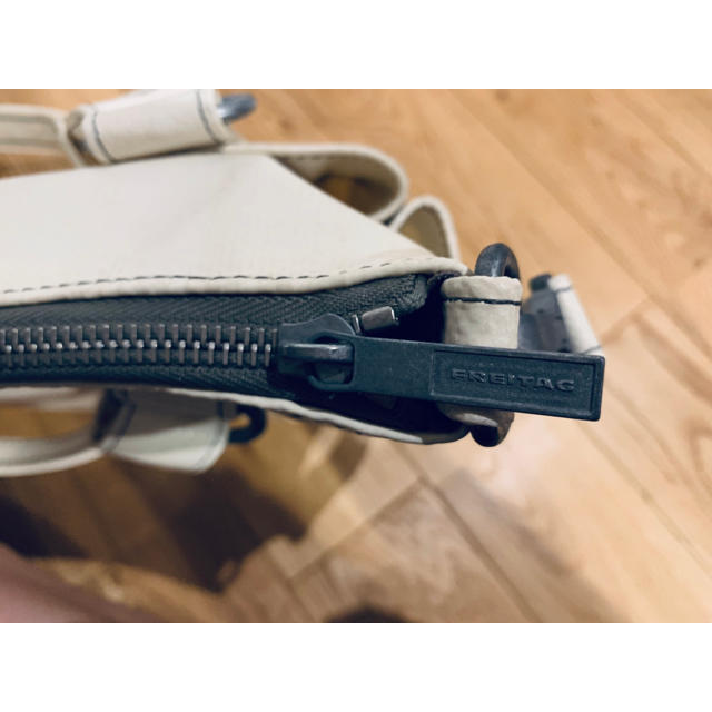 FREITAG - フライターグ FREITAG R120 AUSTEN Handbag WHITEの FREITAG - フライターグ FREITAG R120 AUSTEN Handbag WHITEの