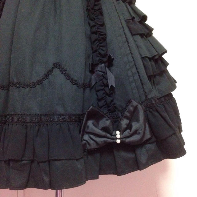 Angelic Pretty(アンジェリックプリティー)の【AngelicPretty】黒SK レディースのスカート(ひざ丈スカート)の商品写真