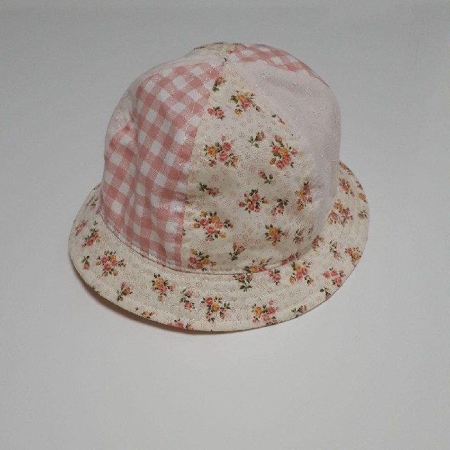 西松屋(ニシマツヤ)のベビー帽子  46センチ キッズ/ベビー/マタニティのこども用ファッション小物(帽子)の商品写真