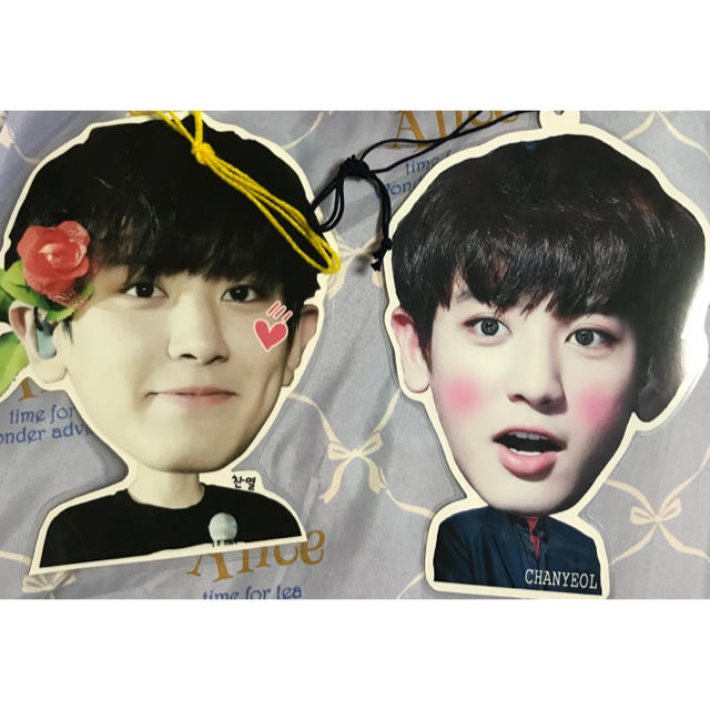 EXO(エクソ)のチャニョル グッズ 2枚セット エンタメ/ホビーのタレントグッズ(アイドルグッズ)の商品写真