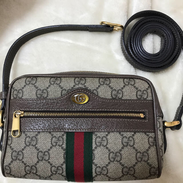 Gucci(グッチ)の値下げしました！GUCCI オールドグッチ ショルダーバッグ レディースのバッグ(ショルダーバッグ)の商品写真