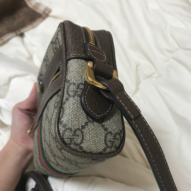 Gucci(グッチ)の値下げしました！GUCCI オールドグッチ ショルダーバッグ レディースのバッグ(ショルダーバッグ)の商品写真