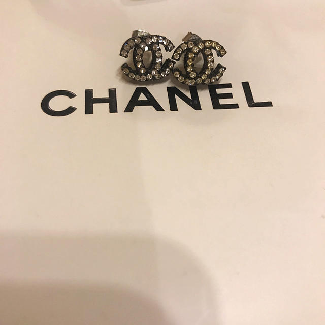 CHANEL(シャネル)のピアス ノベルティ レディースのアクセサリー(ピアス)の商品写真