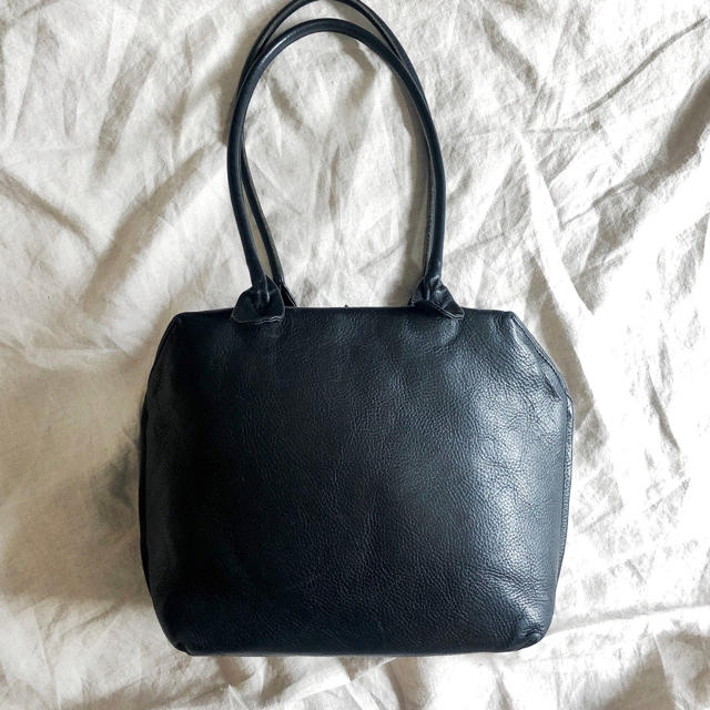 mina perhonen(ミナペルホネン)のレア♡ミナペルホネン matka bag レザー バッグ 鳥ZIP レディースのバッグ(ショルダーバッグ)の商品写真