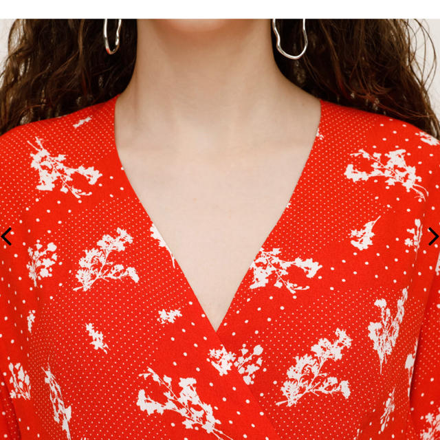 SLY(スライ)のSLY  POSY WAY ROUND HEM DRESS  花柄  ワンピース レディースのワンピース(ひざ丈ワンピース)の商品写真