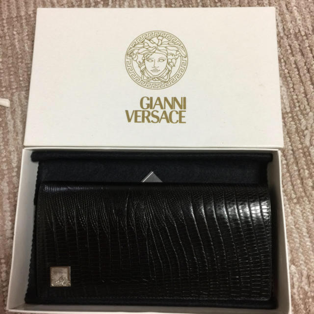 新品★GIANNI VERSACE ジャンニ ヴェルサーチ 男性用 長財布 黒のサムネイル