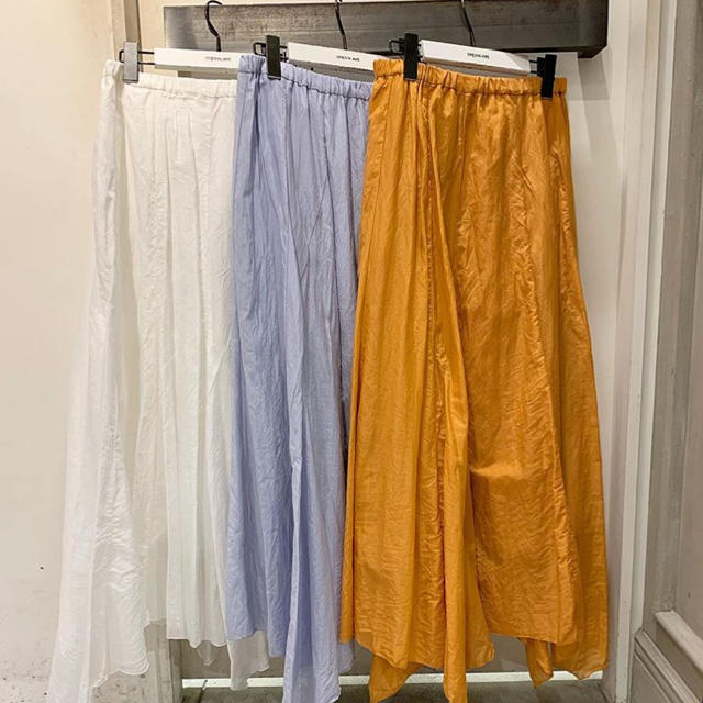 DRESSLAVE(ドレスレイブ)のカラースカート レディースのスカート(ロングスカート)の商品写真