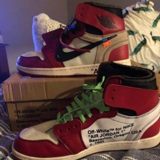 ナイキ(NIKE)のnike air jordan 1 off white chicago (スニーカー)