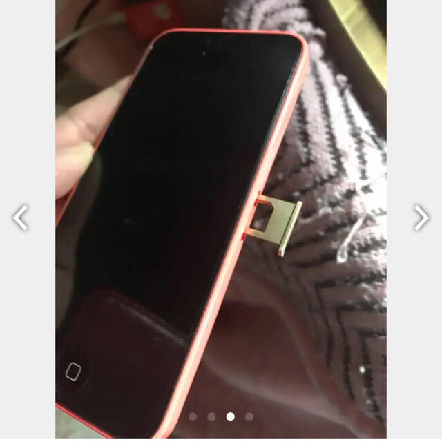 Apple(アップル)のiPhone  5cau  ピンク色 au スマホ/家電/カメラのスマートフォン/携帯電話(スマートフォン本体)の商品写真
