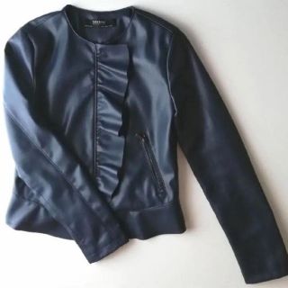 ザラ(ZARA)のZARA フリルライダースジャケット♡ネイビー♡tocco エムプルミエ  ルネ(ノーカラージャケット)