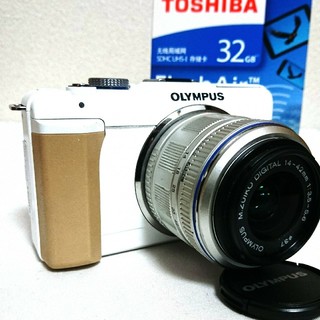 OLYMPUS - ミラーレス一眼 オリンパス OLYMPUS PEN PL1sの通販｜ラクマ