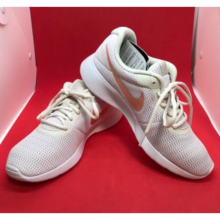 ナイキ(NIKE)のNIKE ナイキ タンジュン ウィメンズ『新品』(スニーカー)