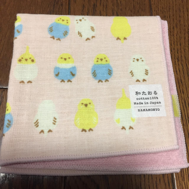 和たおる セミウォッシュ　インコ並べ　ピンク レディースのファッション小物(ハンカチ)の商品写真