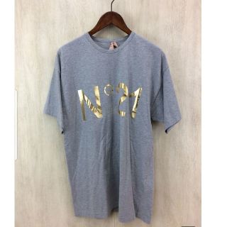 ヌメロヴェントゥーノ(N°21)の美品◆N21(numero ventuno)◆Tシャツ　グレー(Tシャツ(半袖/袖なし))