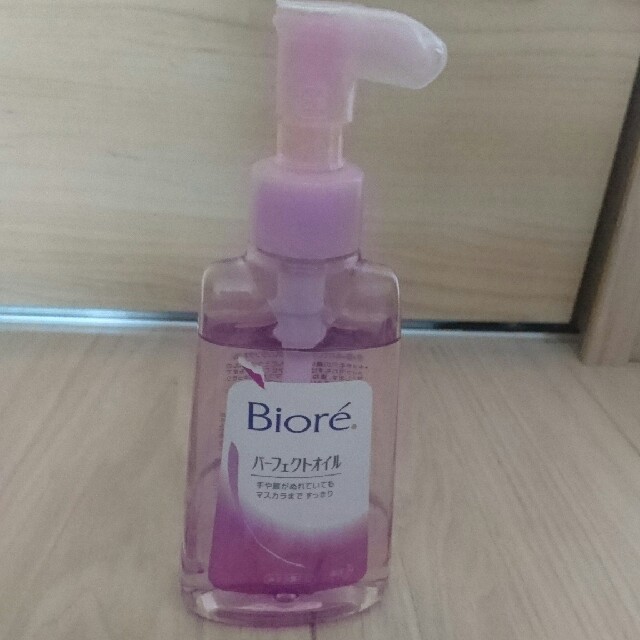 Biore(ビオレ)のビオレメーク落とし コスメ/美容のスキンケア/基礎化粧品(クレンジング/メイク落とし)の商品写真